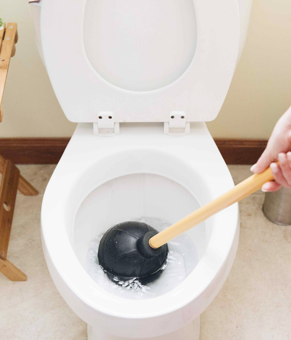 Clogged drain and toilet repair service in NYC